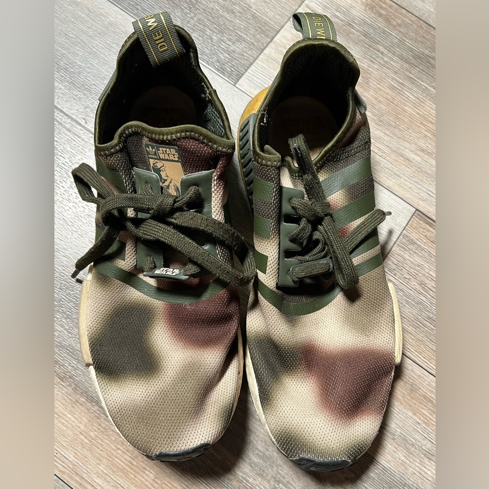 Adidas RARE Star‎ Wars Princess Leia Tennis Shoes- 8.5